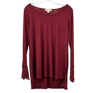 Onetheland Womens Round Neck Hi-Low Top Crochet Cuffs Wine Medium